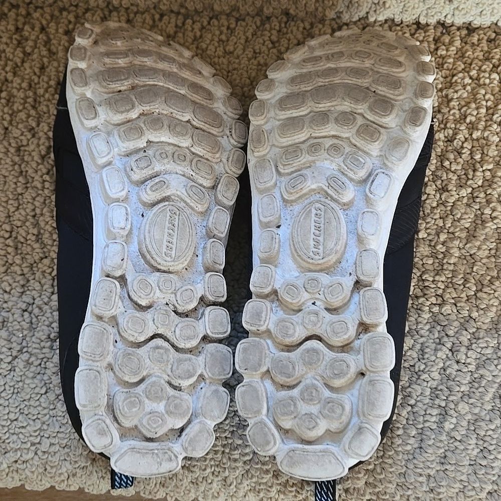 Skechers Black Slip-On Shoes Size 7 Womens - Picture 9 of 15